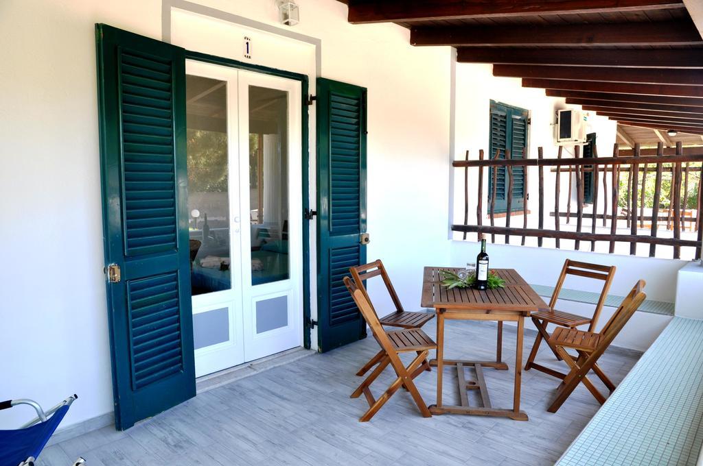 Titina Village Porto Vulcano  Exteriör bild