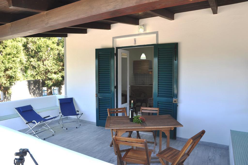 Titina Village Porto Vulcano  Exteriör bild