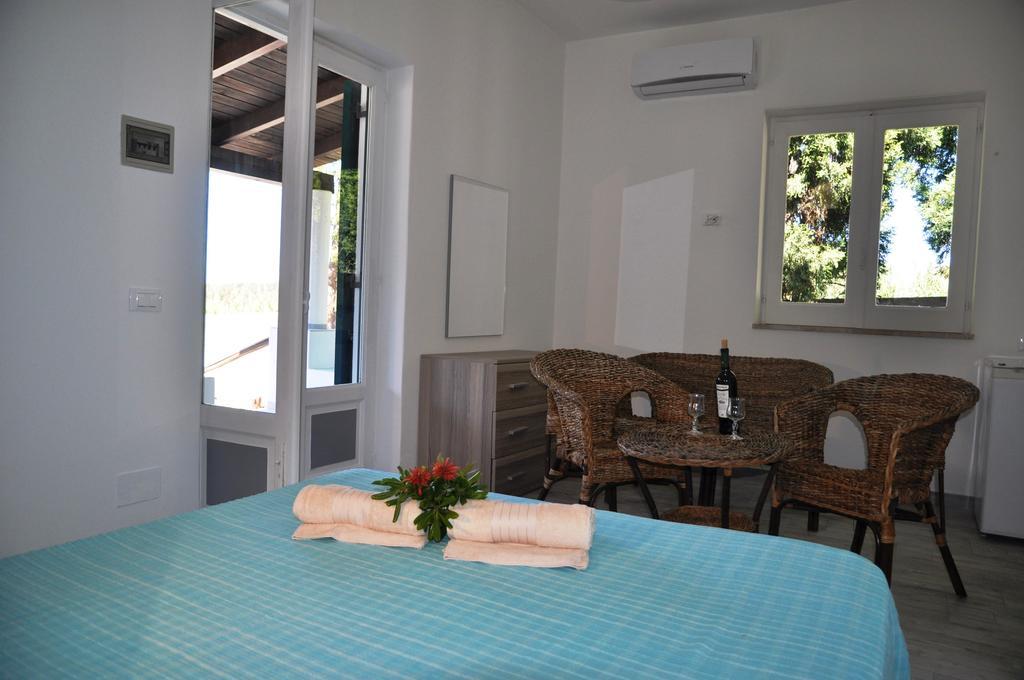 Titina Village Porto Vulcano  Exteriör bild