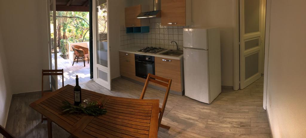 Titina Village Porto Vulcano  Exteriör bild