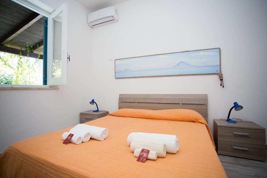 Titina Village Porto Vulcano  Exteriör bild